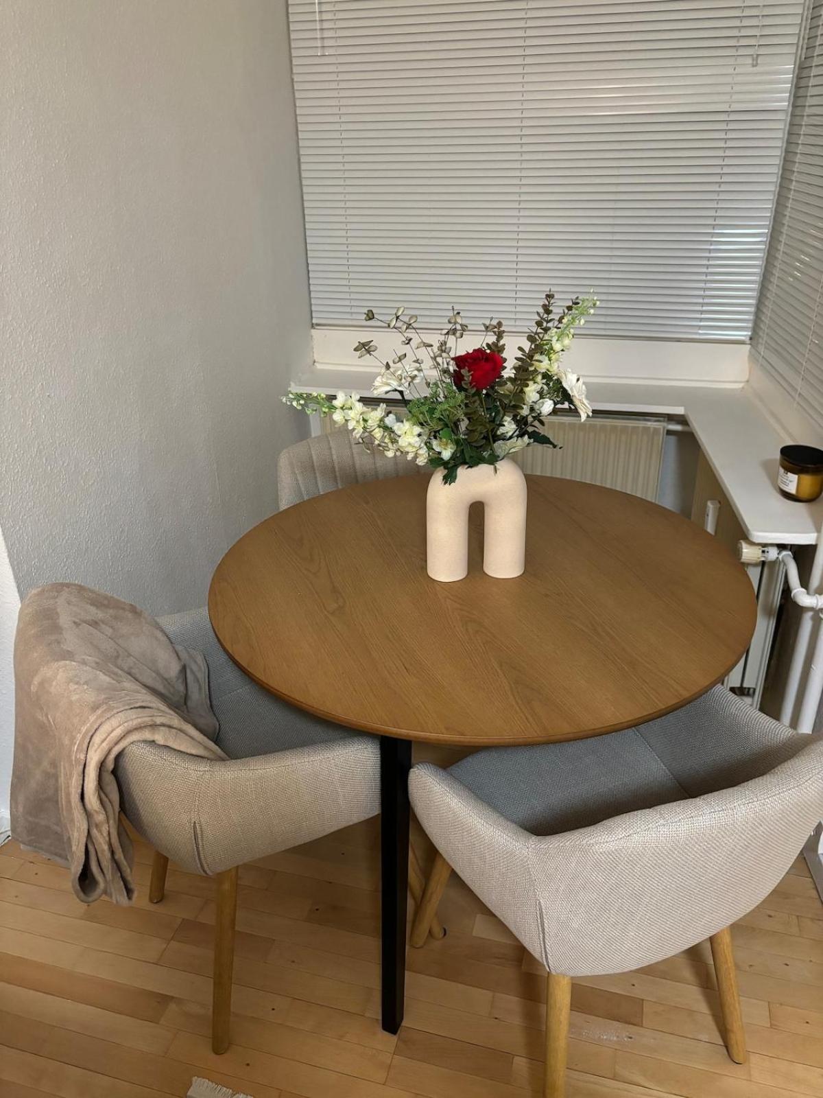 Cozy 3-room With 2 Bedrooms Appartement