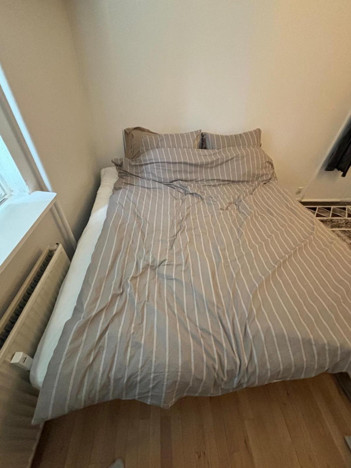 Cozy 3-room With 2 Bedrooms *