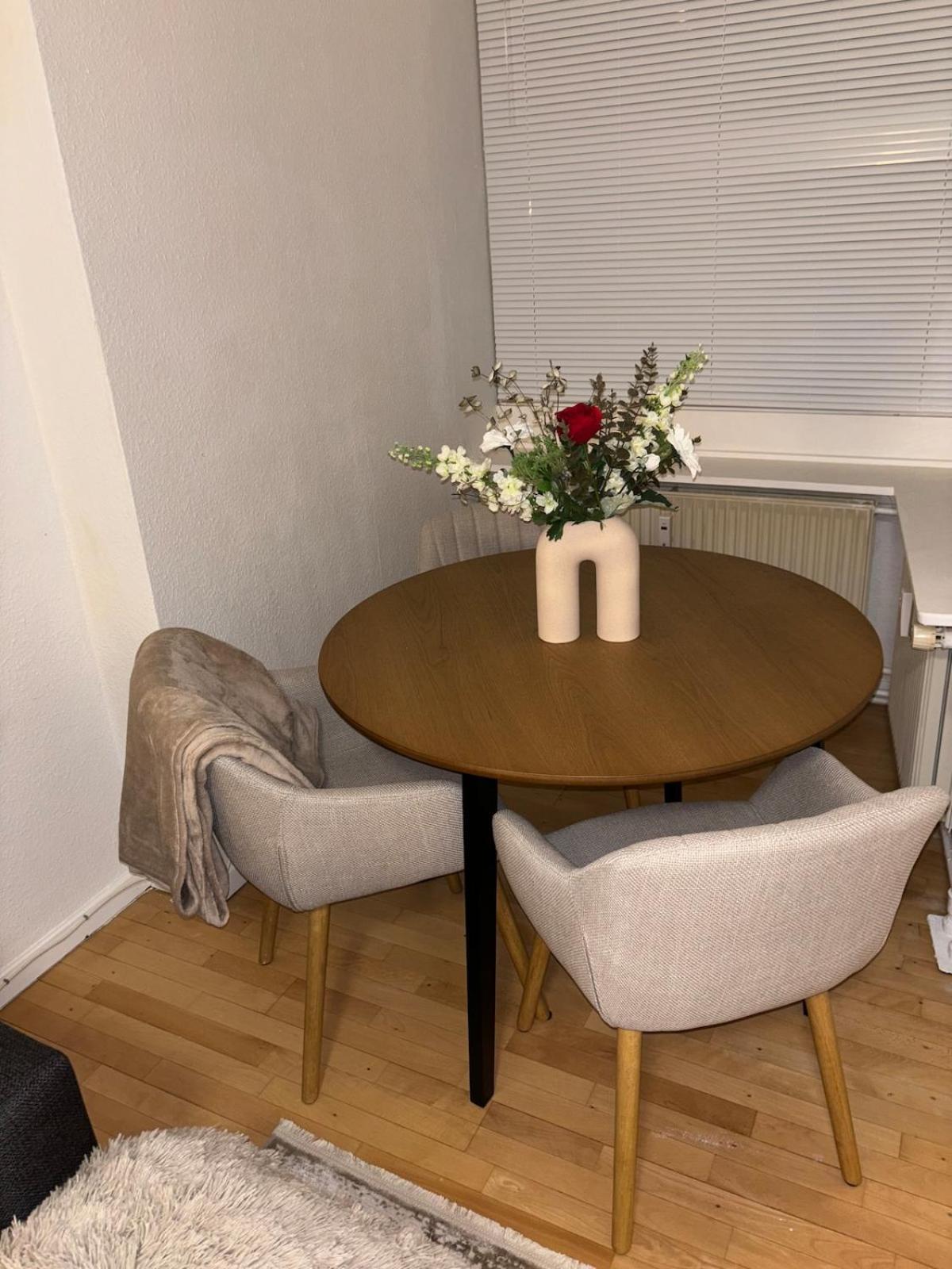 Cozy 3-room With 2 Bedrooms
